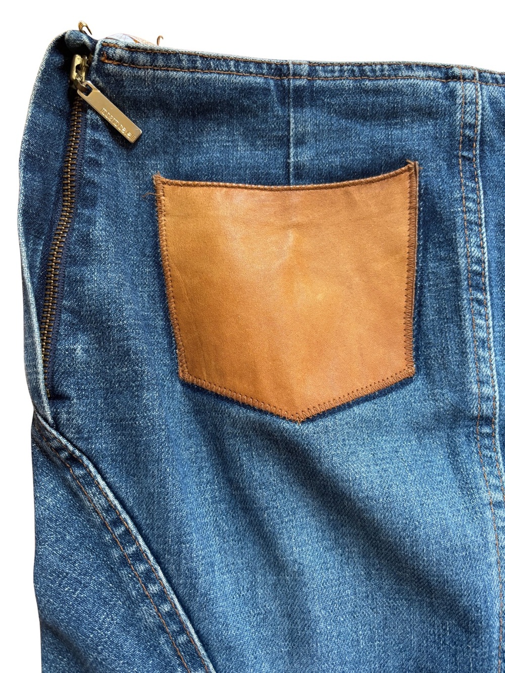 Roberto Cavalli 2003 Denim Mermaid Skirt
Leather Pocket Detail - Picture 6 of 9